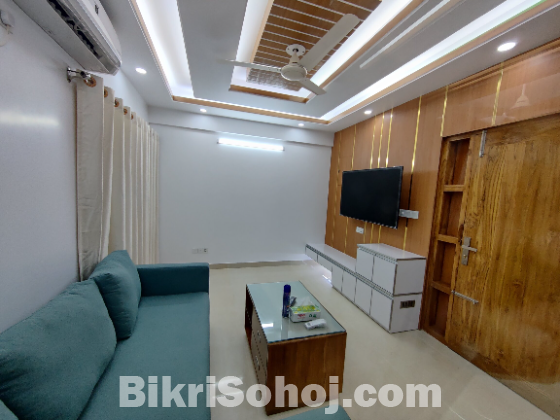 Rent Furnished 3 Bedroom Apartment in Bashundhara R/A